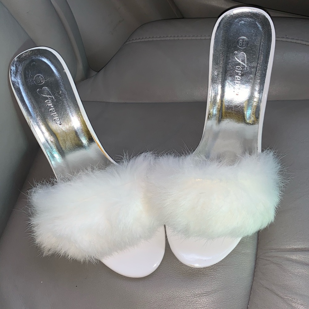❣️Fur Heeled Sandals❣️